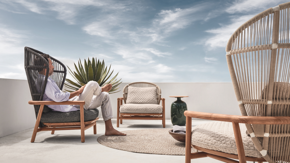 Outdoor Furniture For a Luxury Villa
