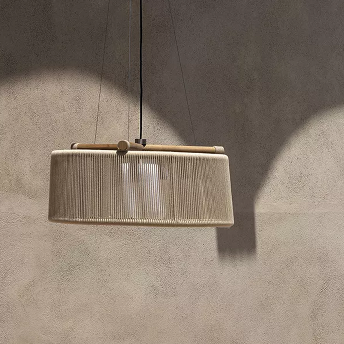 Ethimo Kilt lamp