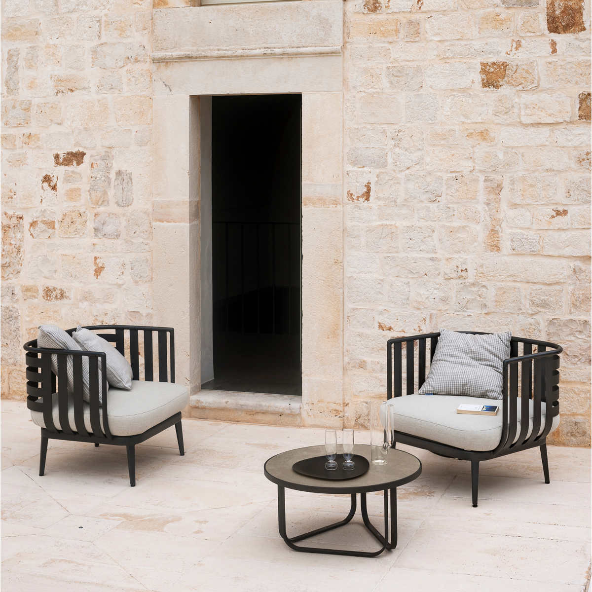 Roda Thea Collection