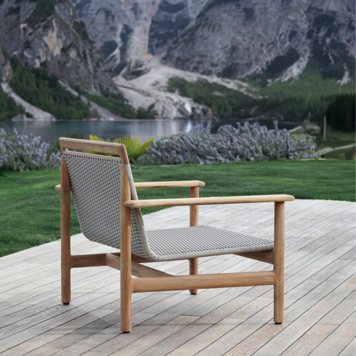 Montauk Lounge Chair with Arm Teak