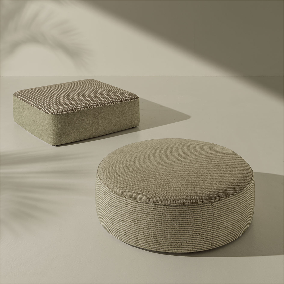 Isola Pouf 120 x 120 x 43 cm