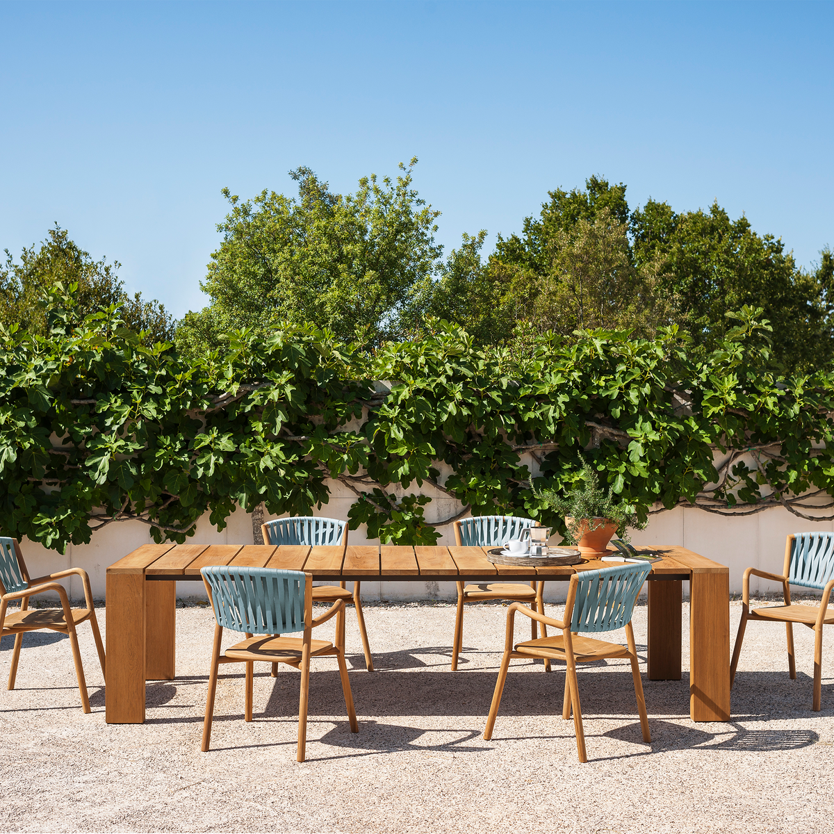 Pier Dining Table 246 x 100 x 75 cm