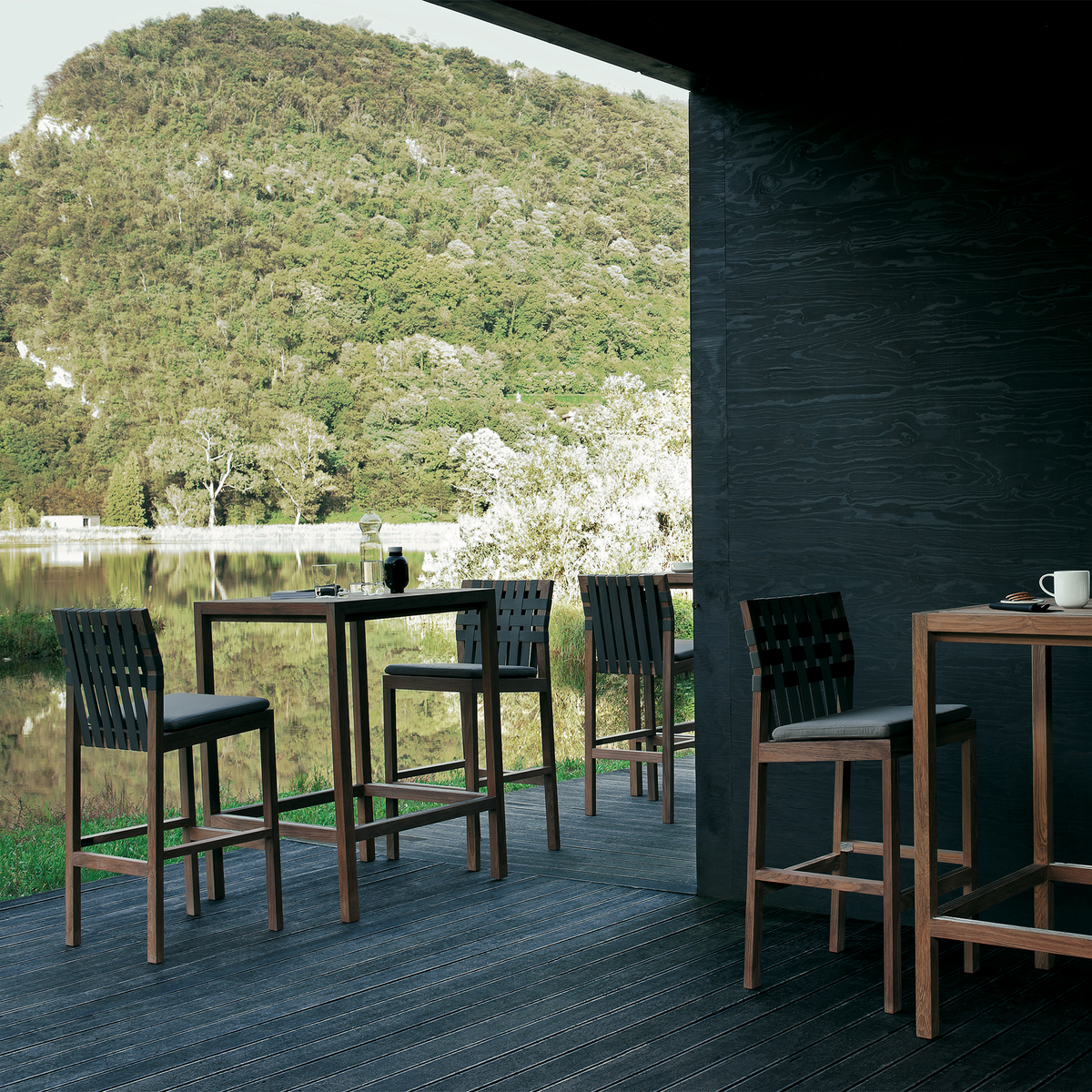 Roda Network Bar Stool, view 2