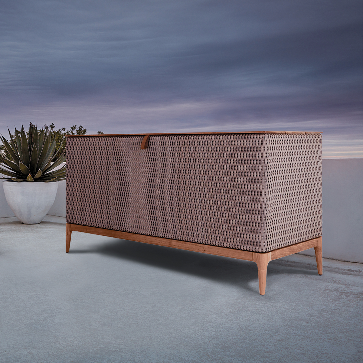 Lima Storage Chest