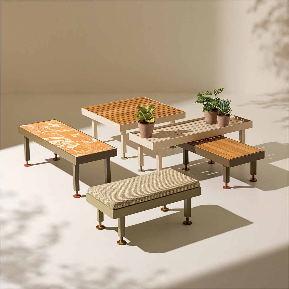 Seeds Dining Table 80 x 80 x 74 cm