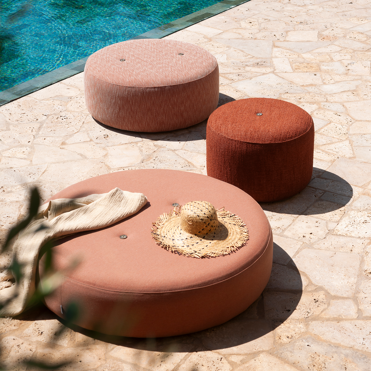 Double Pouf 90 dia x 36 cm