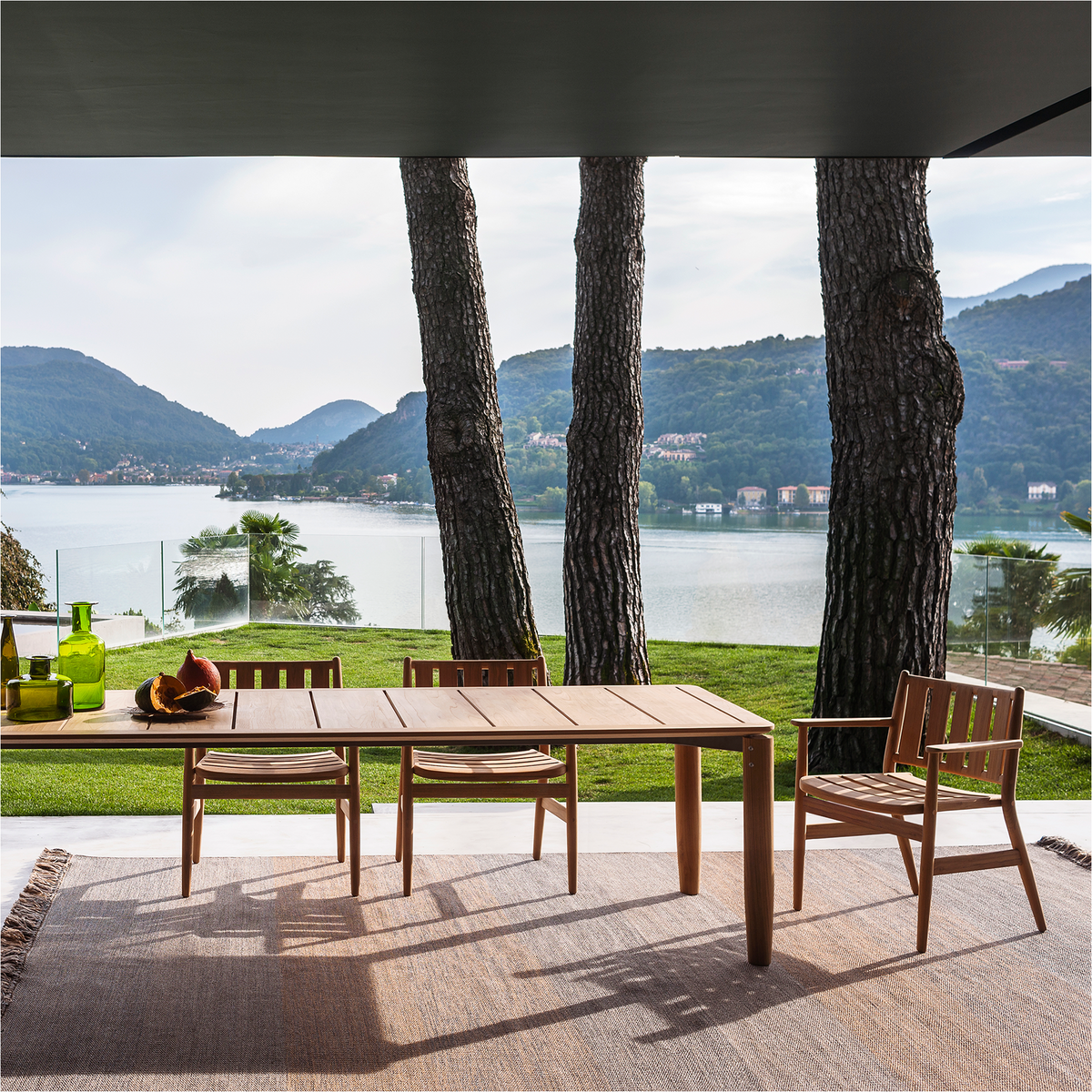 Roda Levante Armchair, view 2