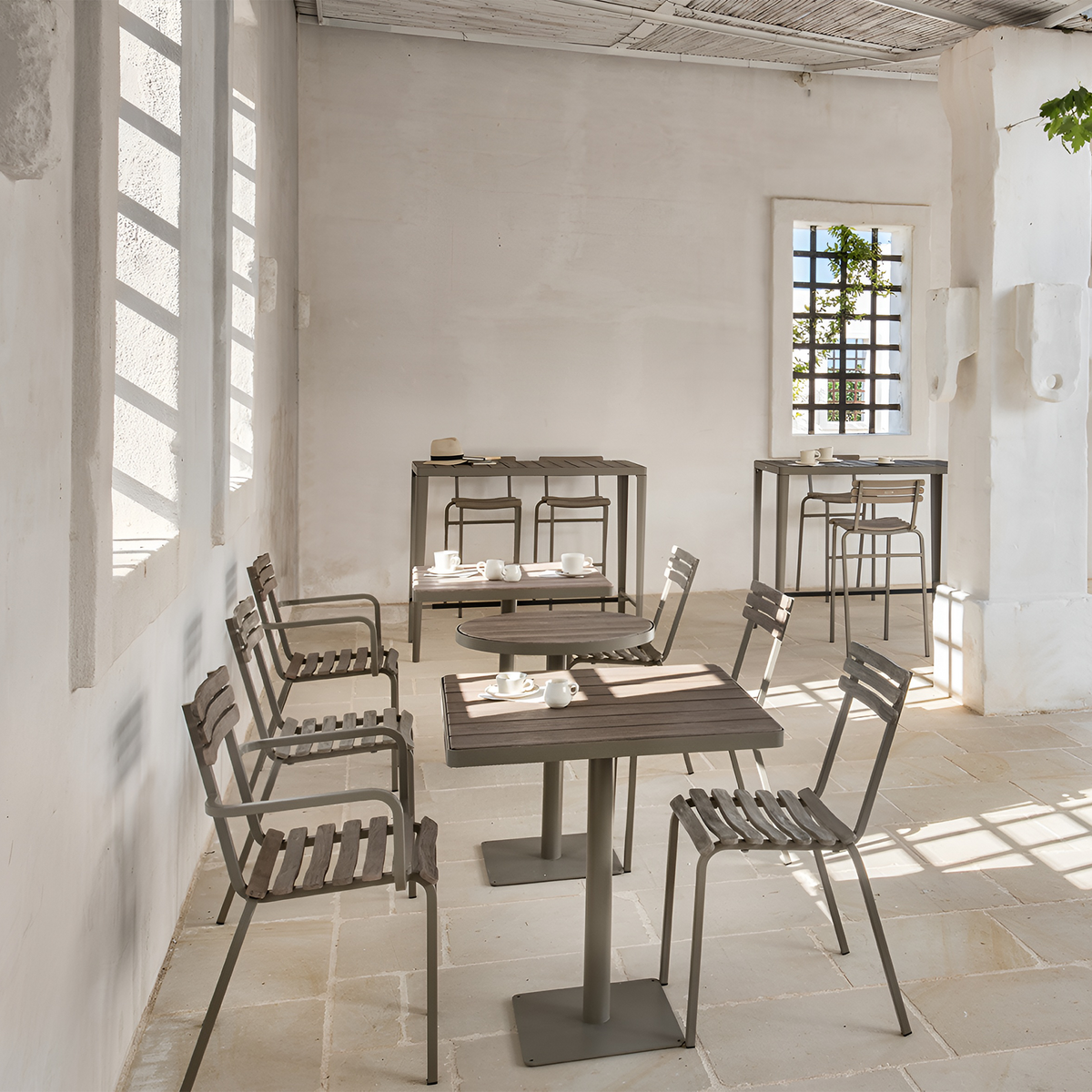Laren Stacking Chair