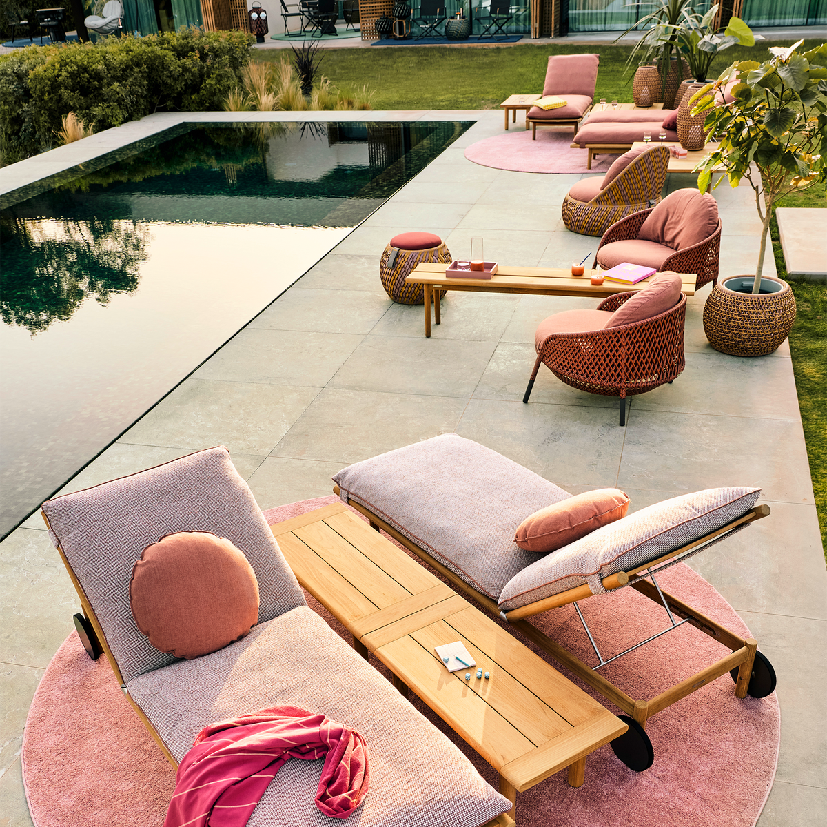 Tibbo Bench 200 x 40 x 44 cm