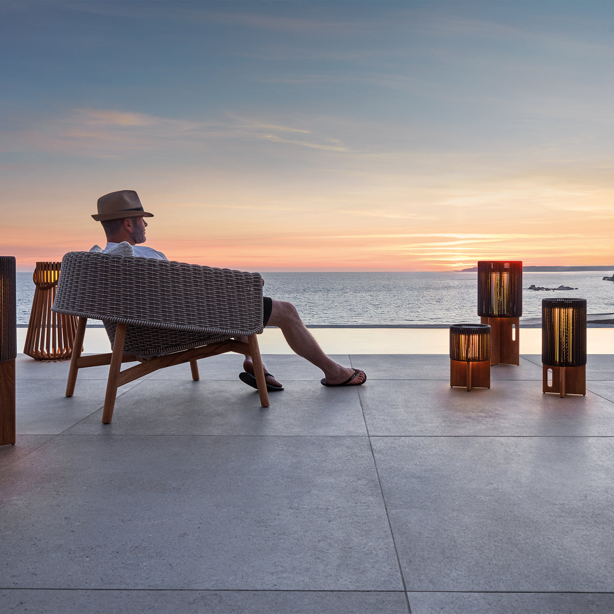 Wrap Lounge Chair