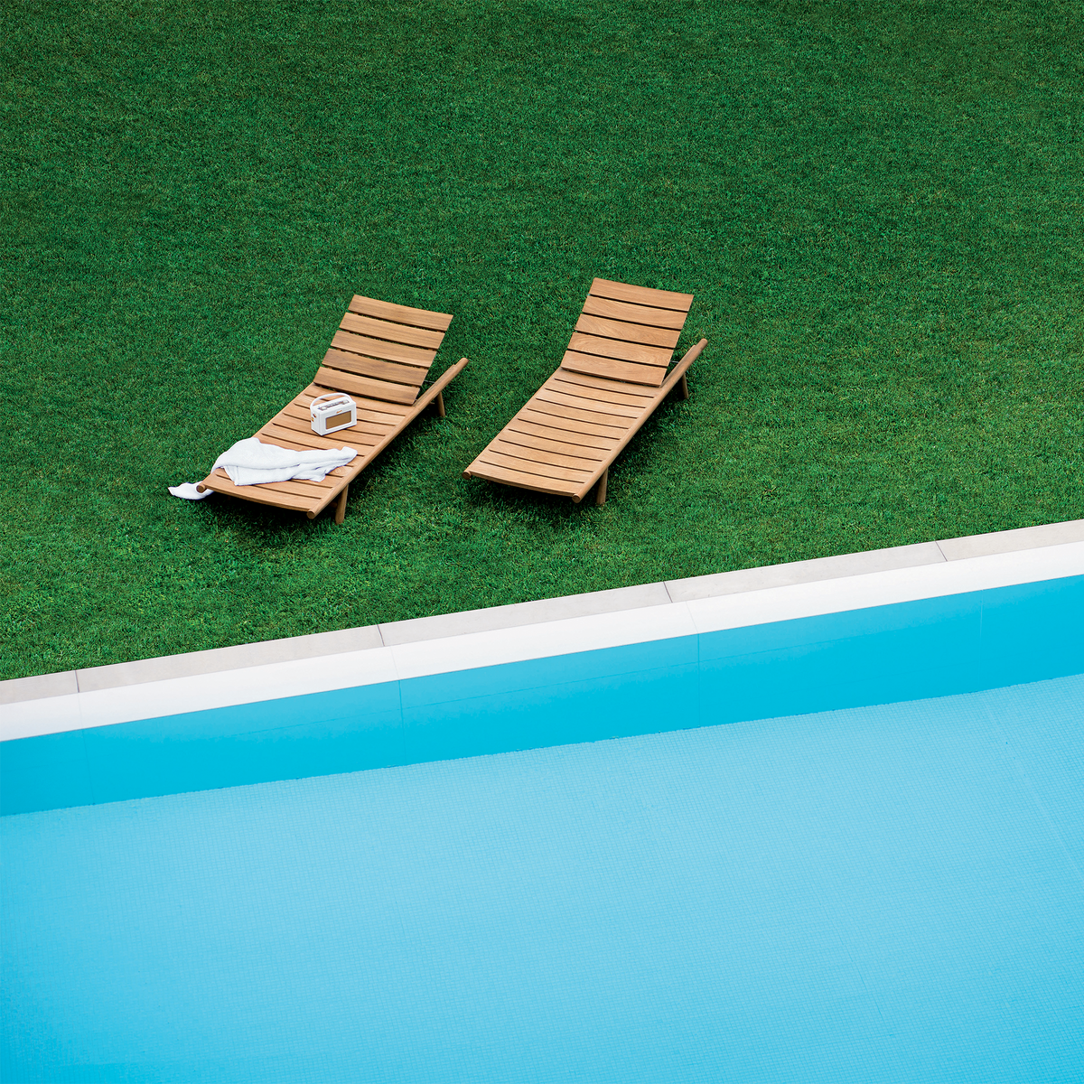 Roda Orson Sun Lounger, view 3