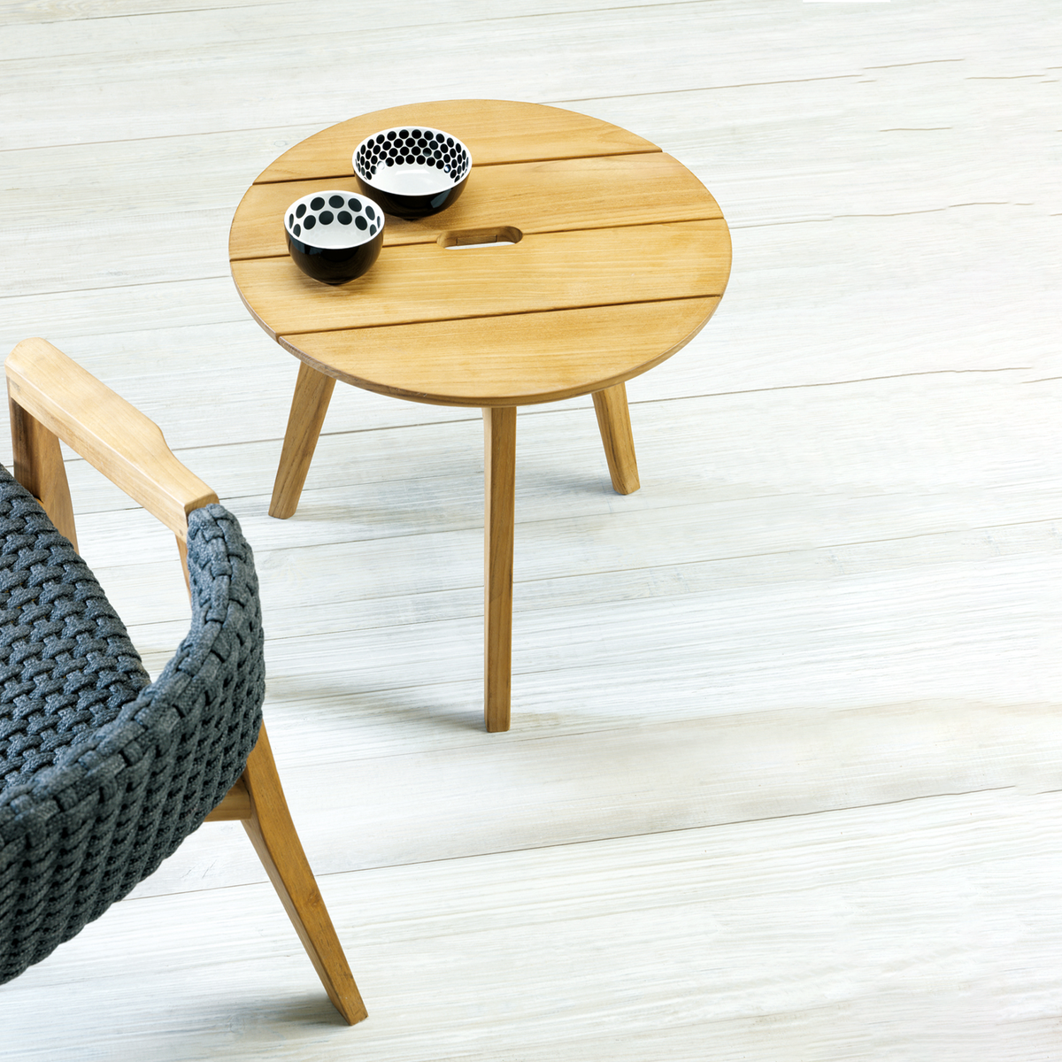 Knit Round Coffee Table 50 dia x 45 cm