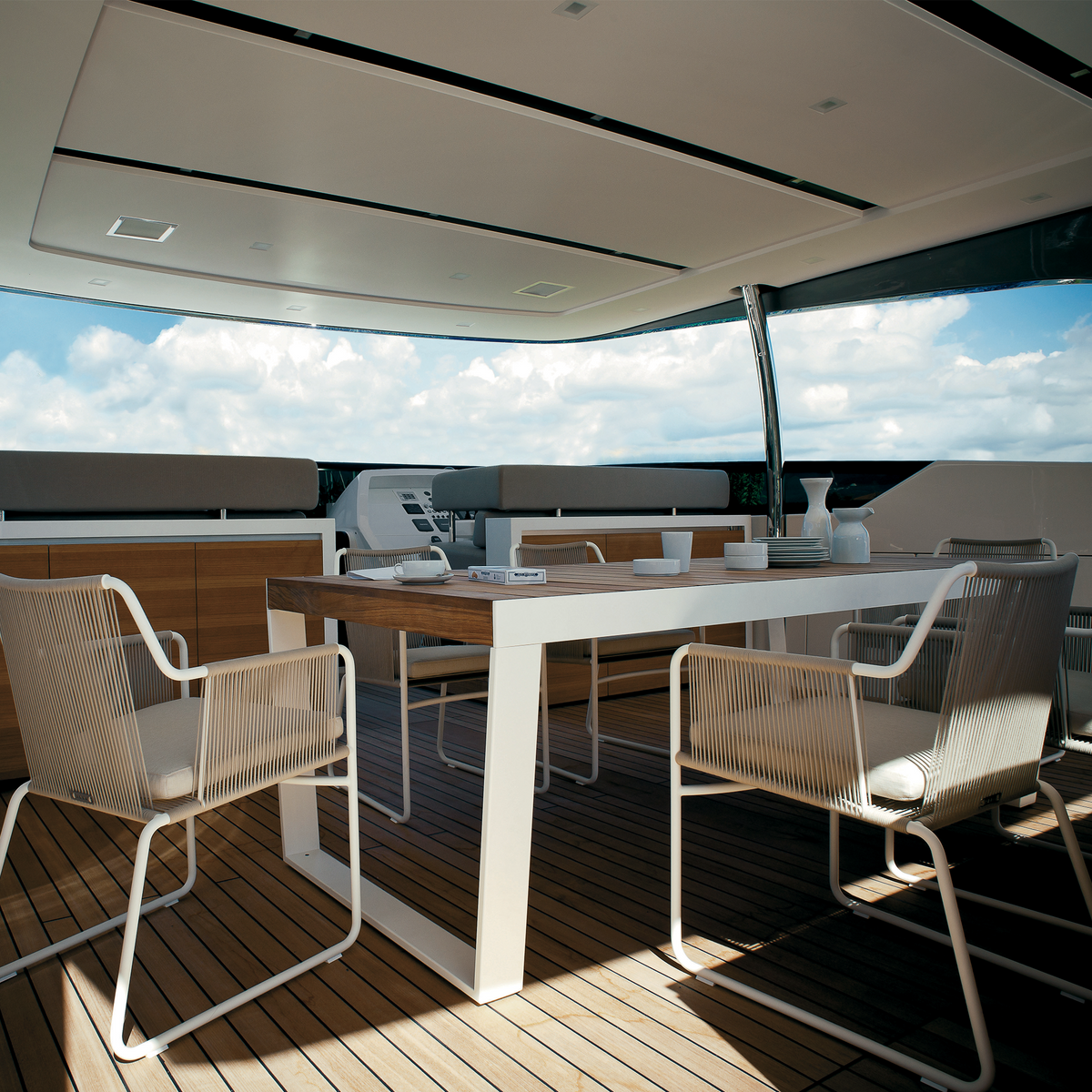 Spinnaker Extendable Dining Table 209-335 x 102 x 74 cm