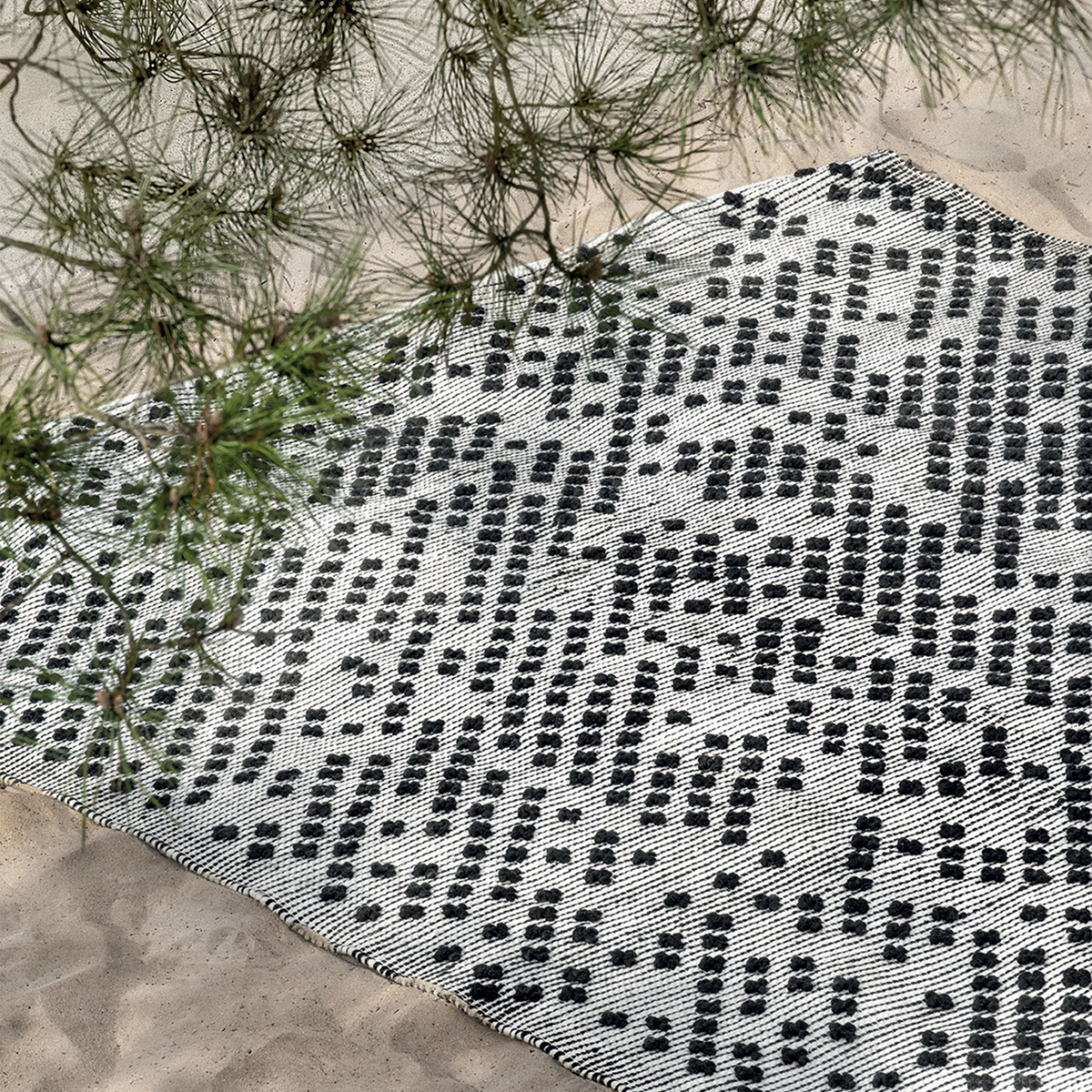 Nodi Puntocroce Rug 200 x 300 cm