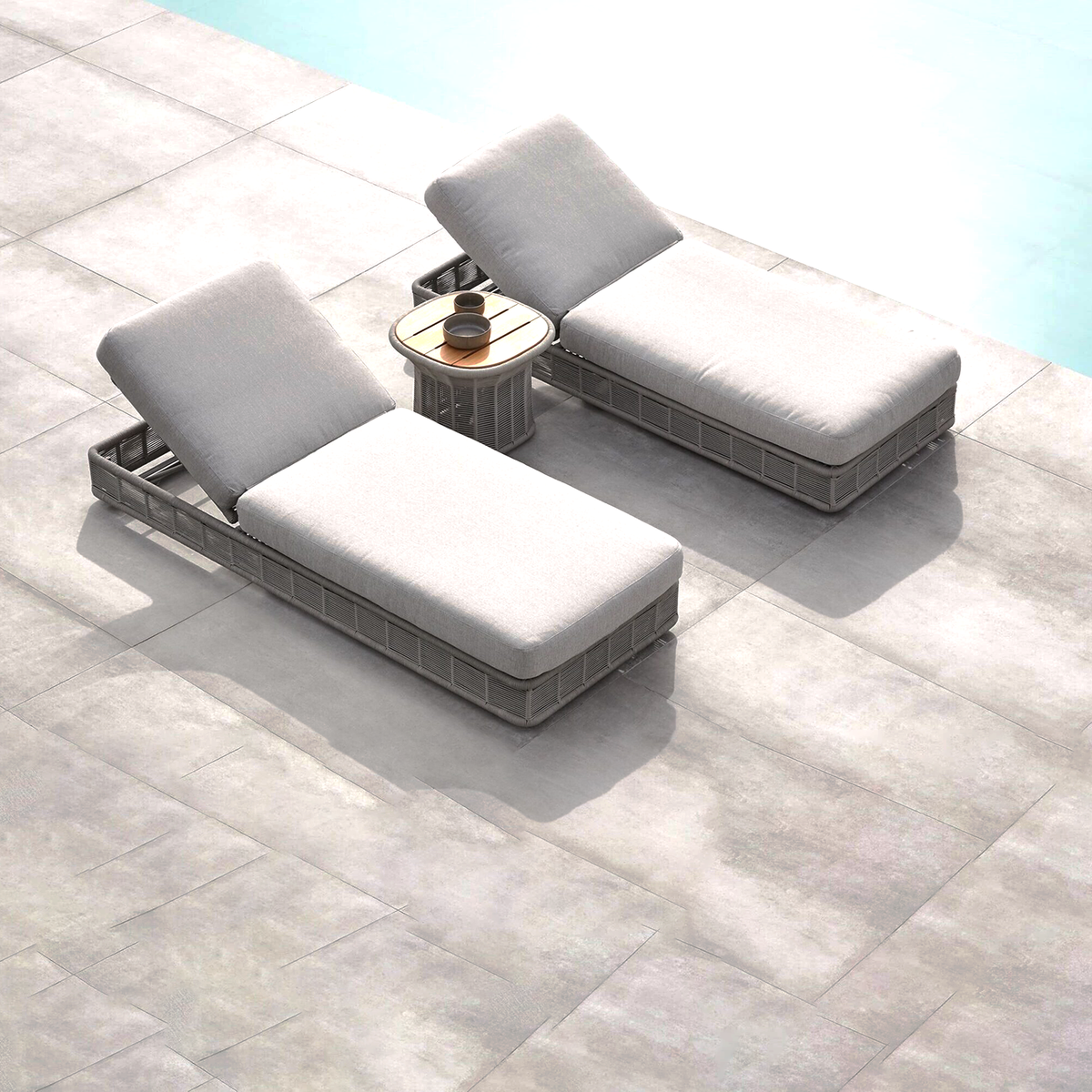 Collare Pool Chaise