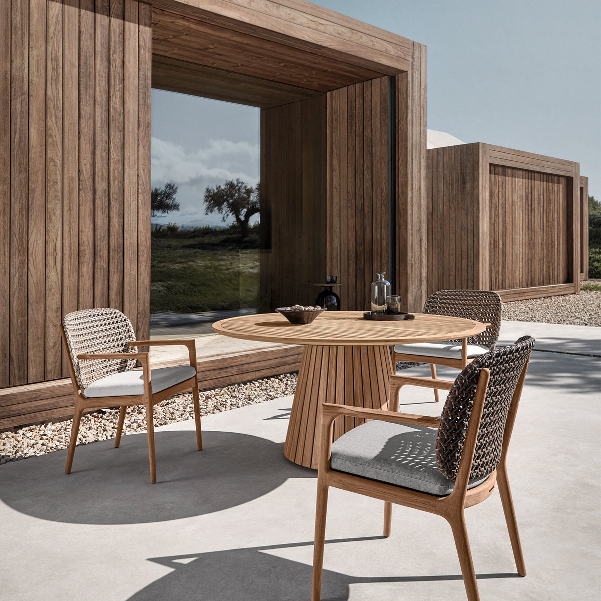 Whirl Round Dining Table 150 dia x 74 cm