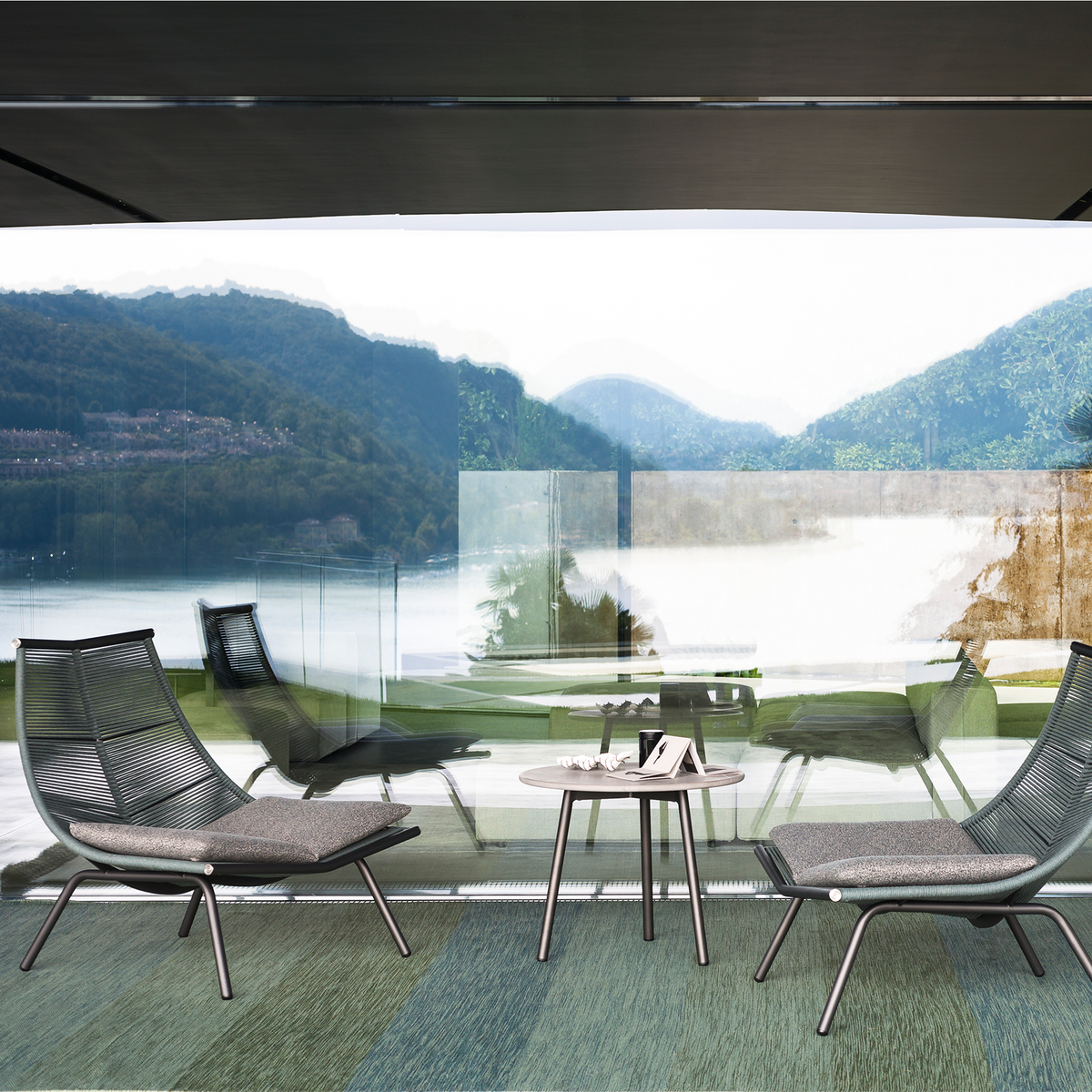 Roda Laze High Back Lounge Chair, view 4