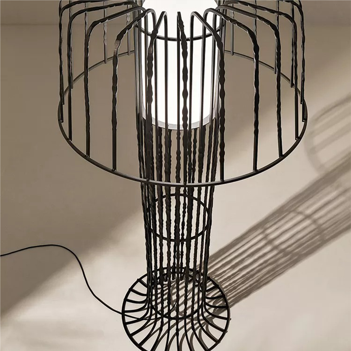 Lustra Lamp 103 dia x 202 cm