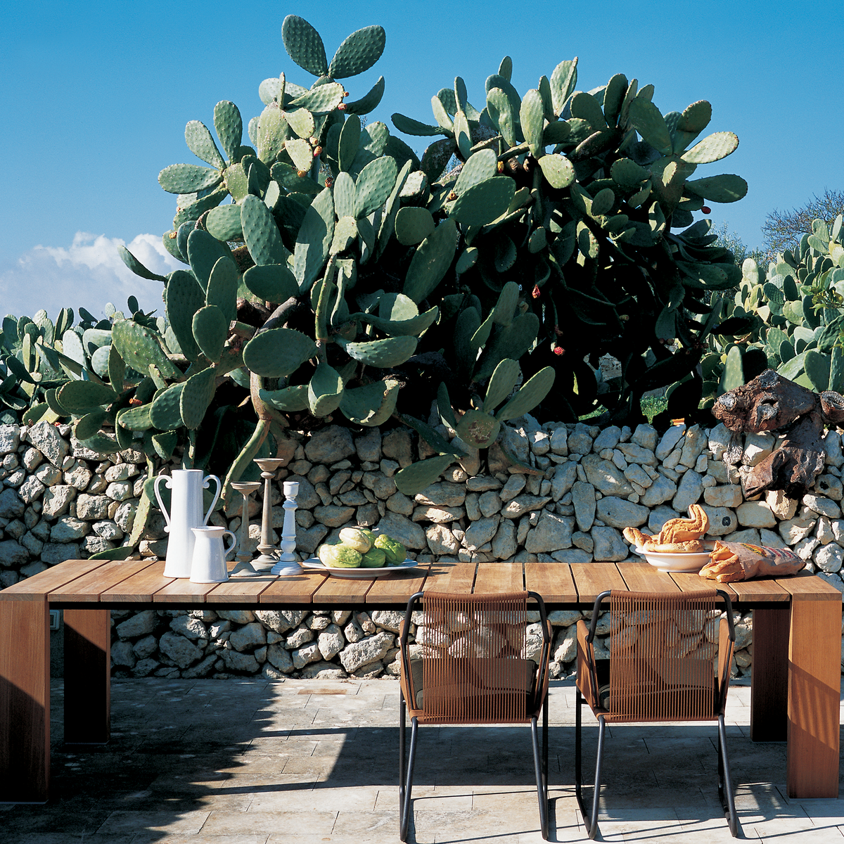 Pier Dining Table 246 x 100 x 75 cm
