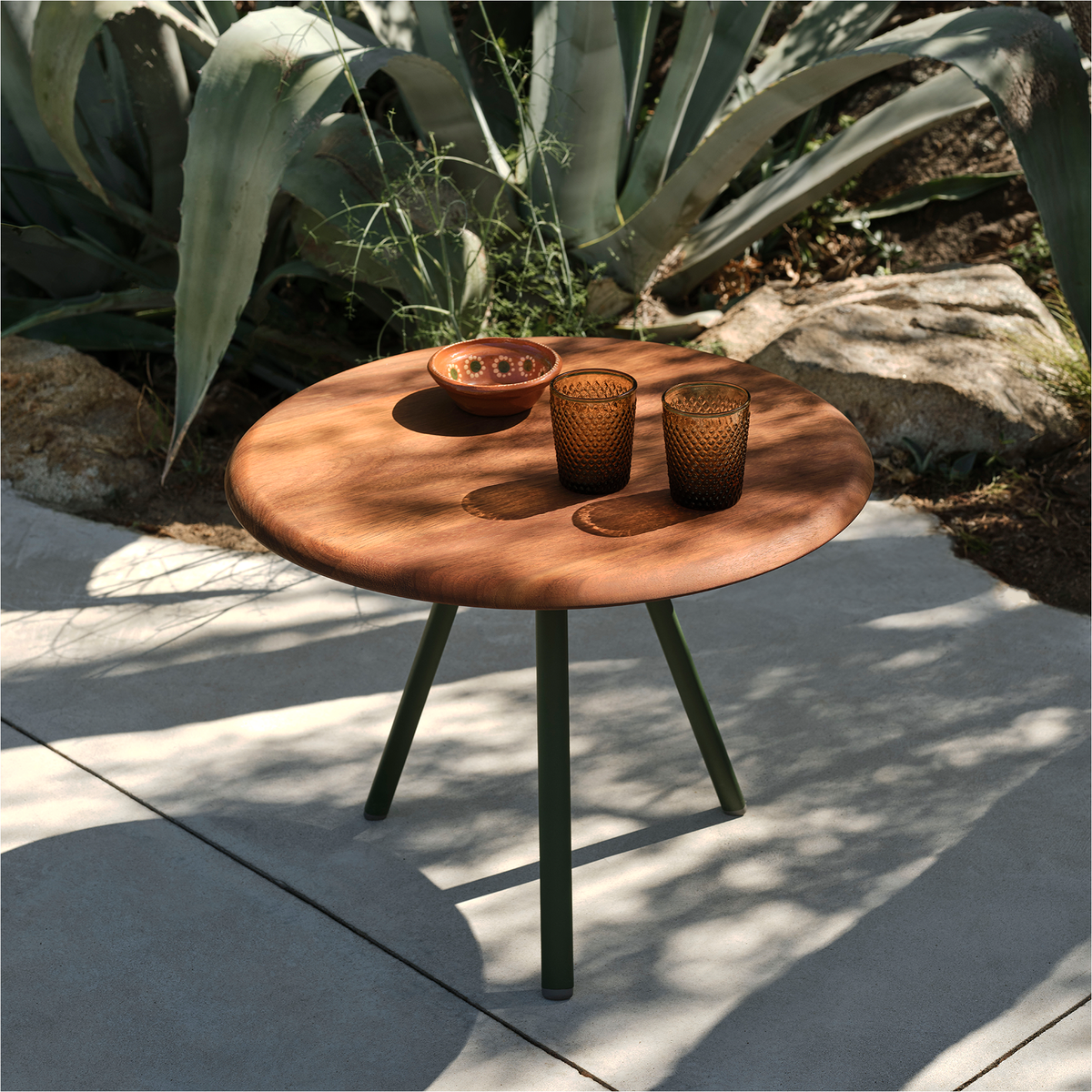 Zebra Side Table 62 dia x 45 cm (420)