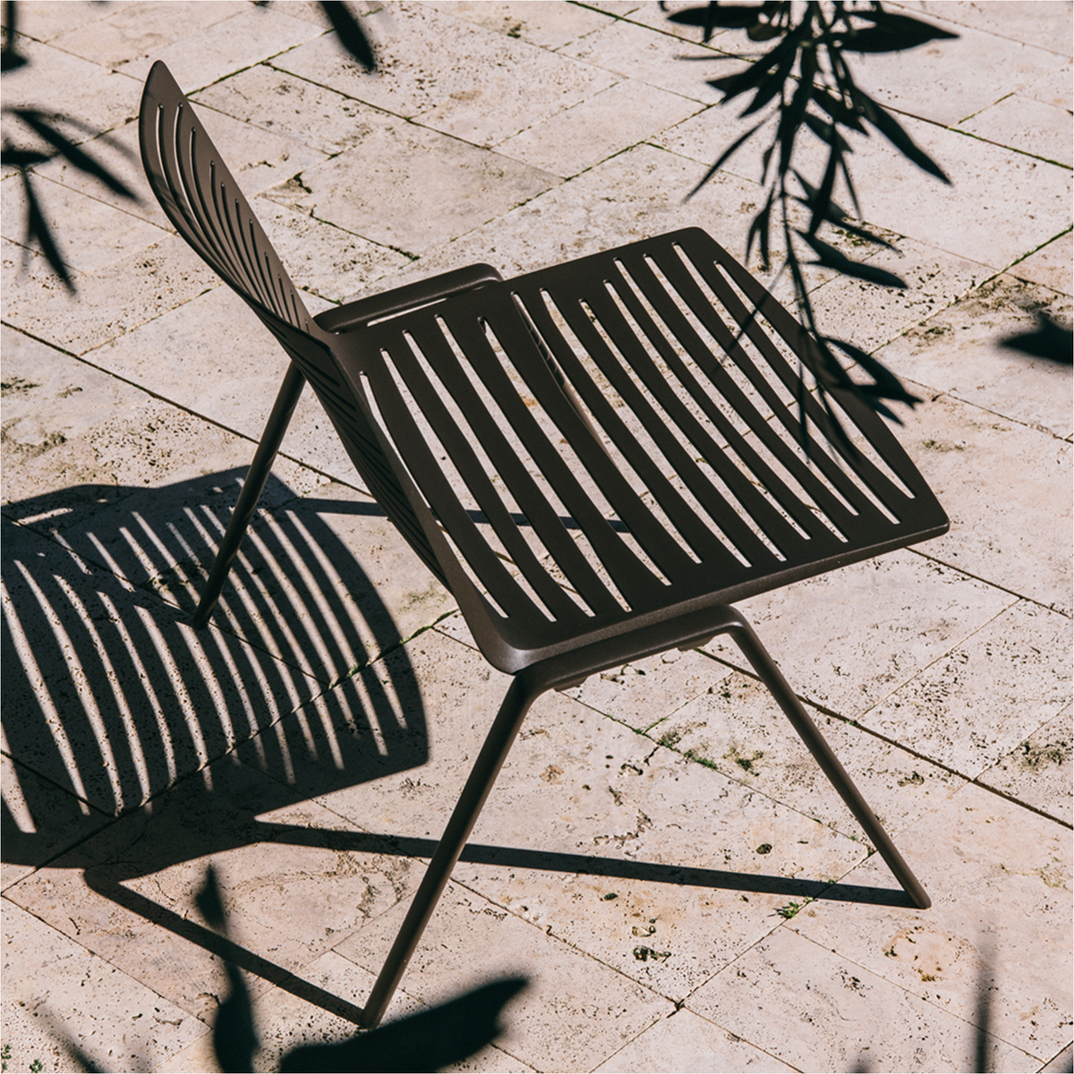 Zebra Lounge Chair (405)