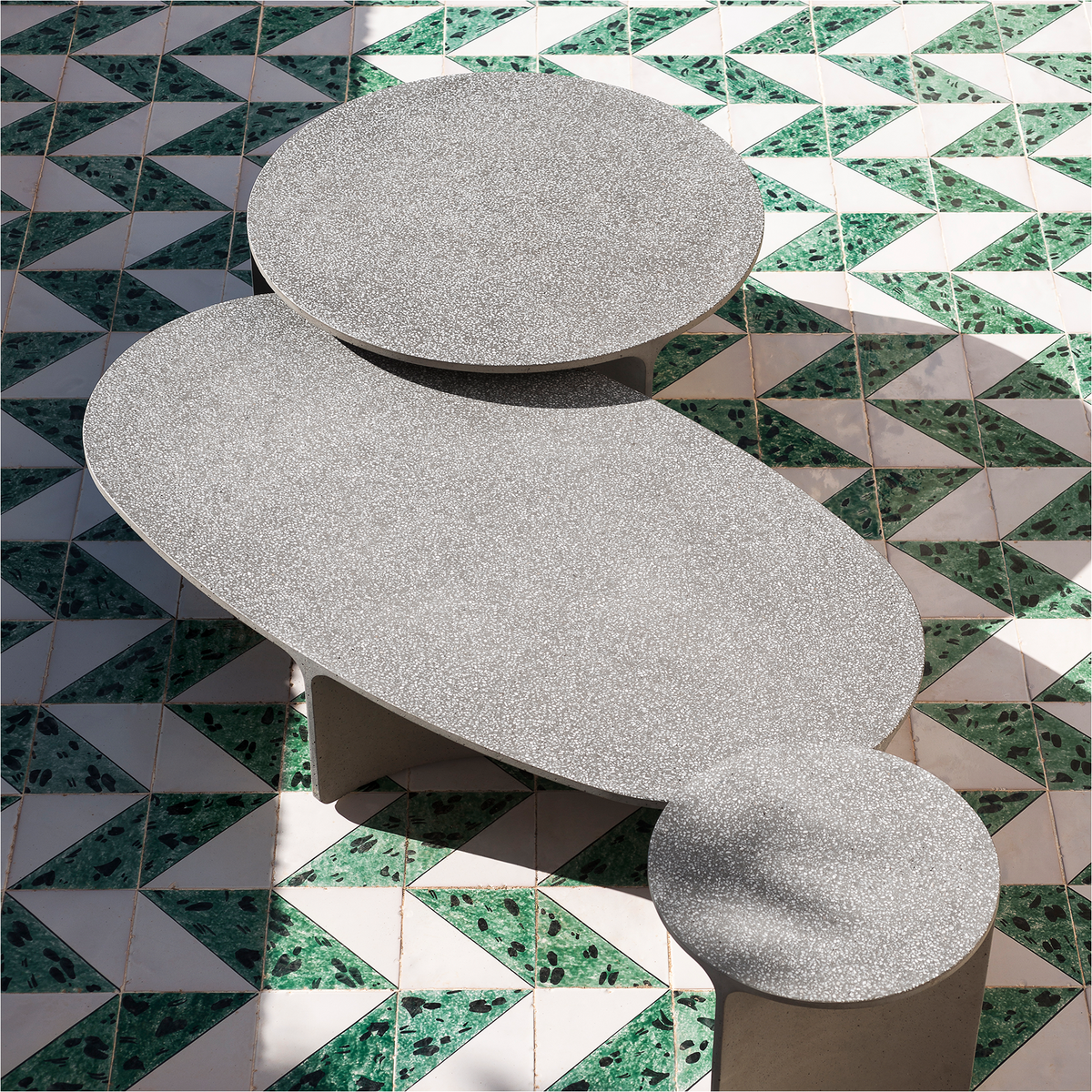 Aspic Coffee Table 150 x 80 x 33 cm