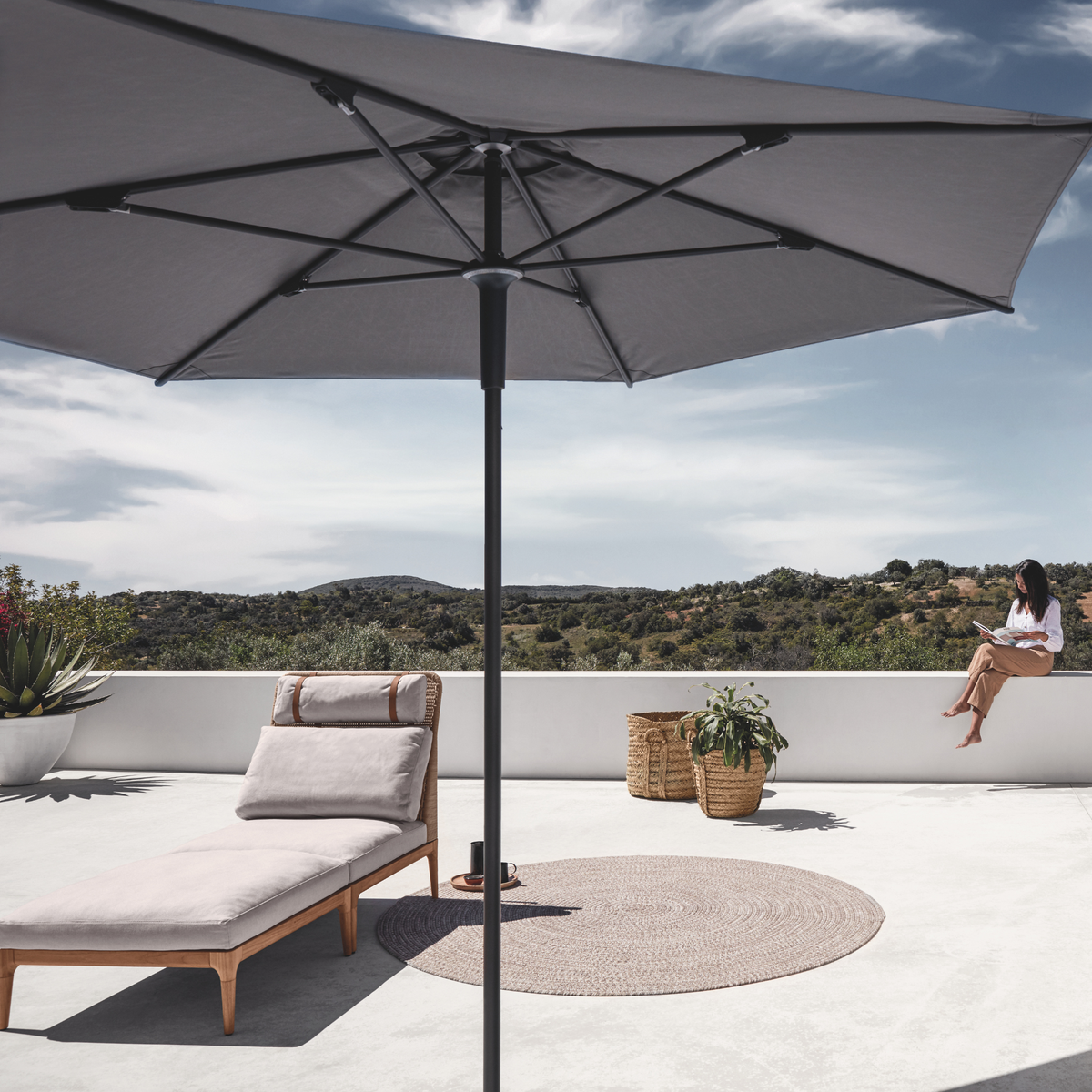 Halo Push-Up Square Parasol