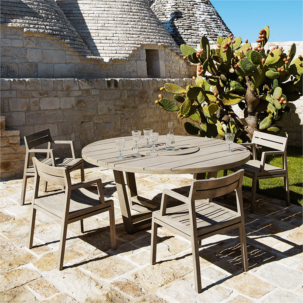Costes Round Dining Table 175 dia x 75 cm